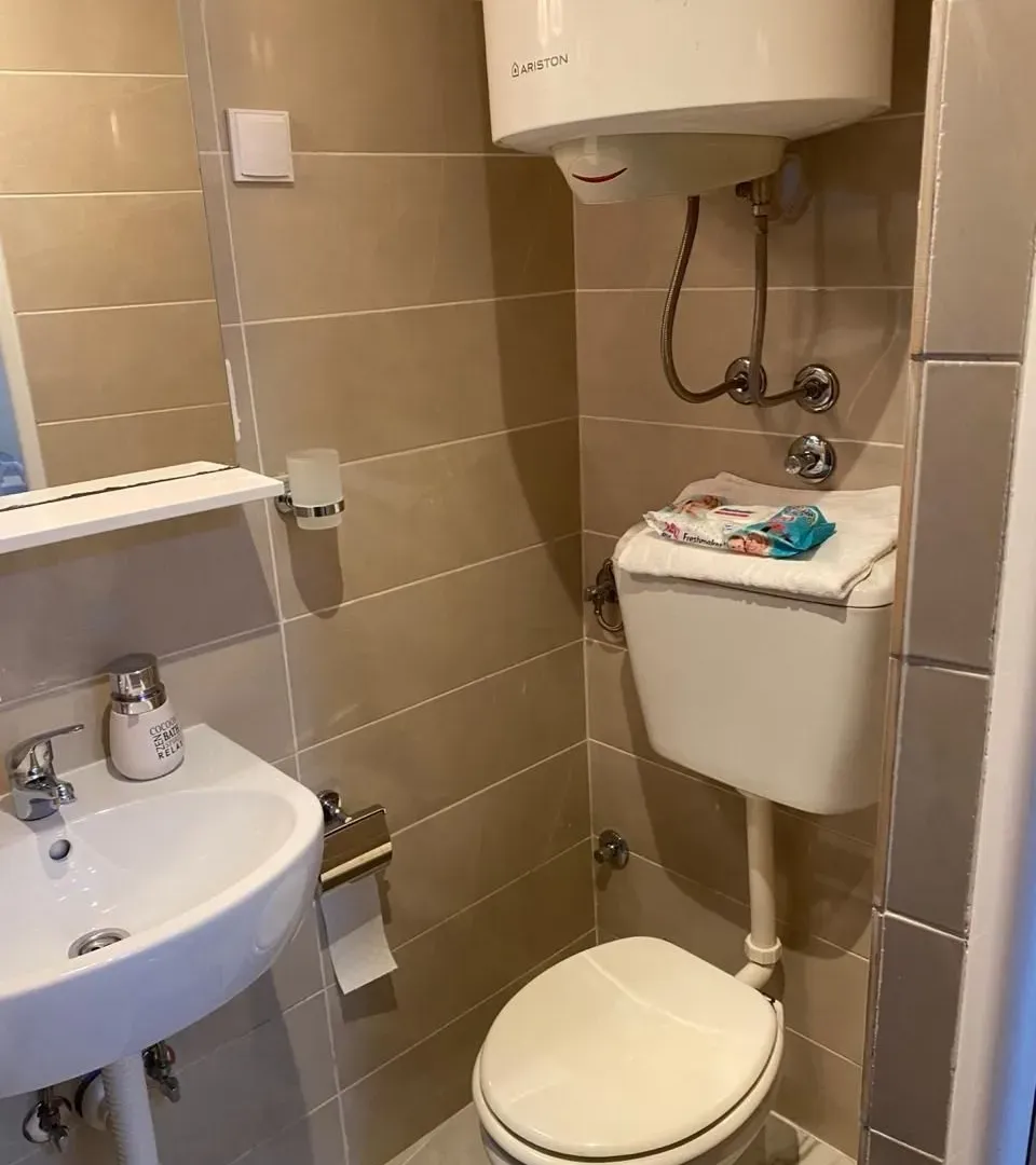 Izdavanje, stan, 32m², Budva, Crna Gora