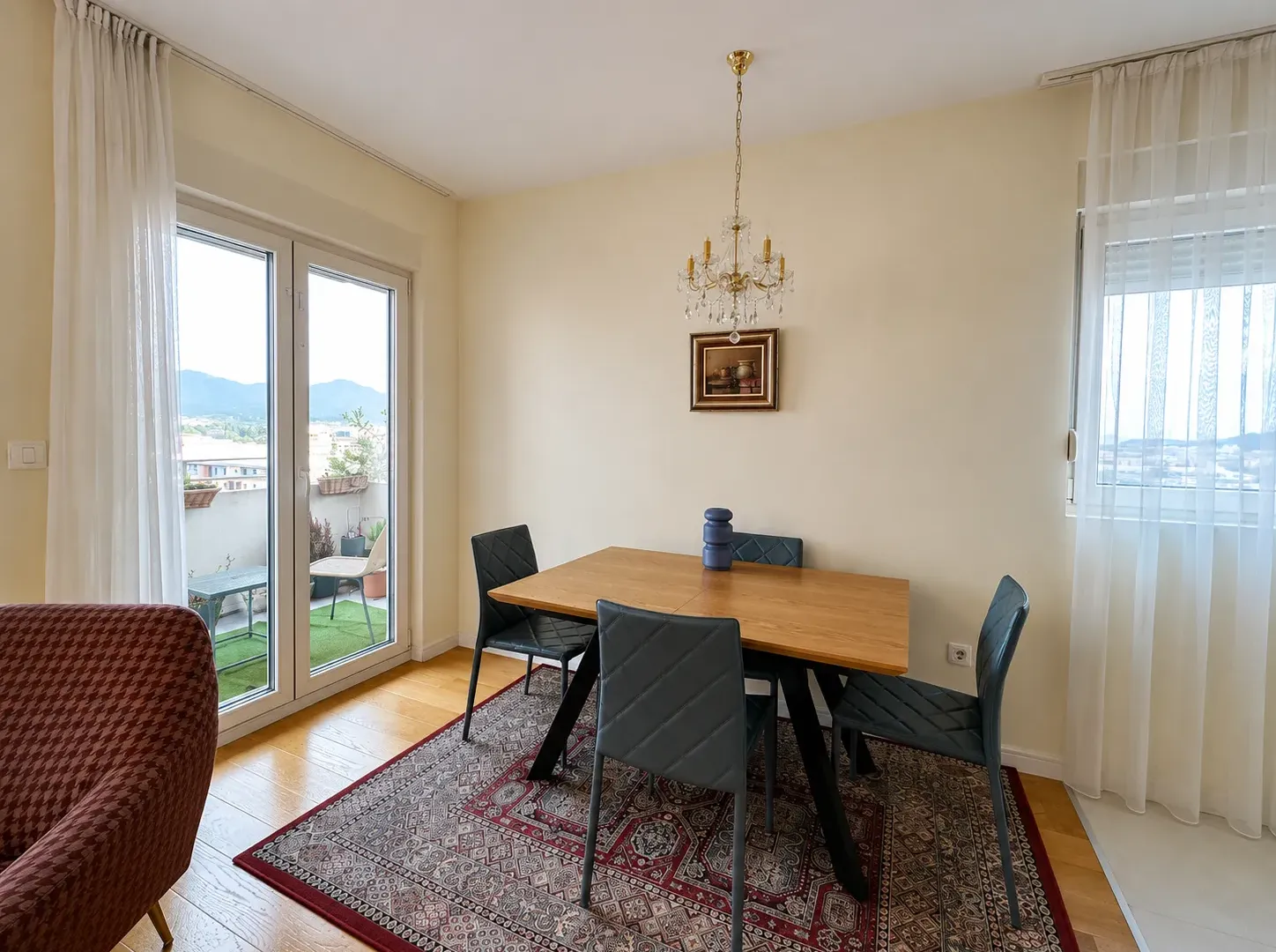Rent, three bedroom apartment, 95m², City Kvart, Podgorica