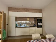 Izdavanje, dvosoban stan, 75m², Preko Morače, Podgorica - image 9