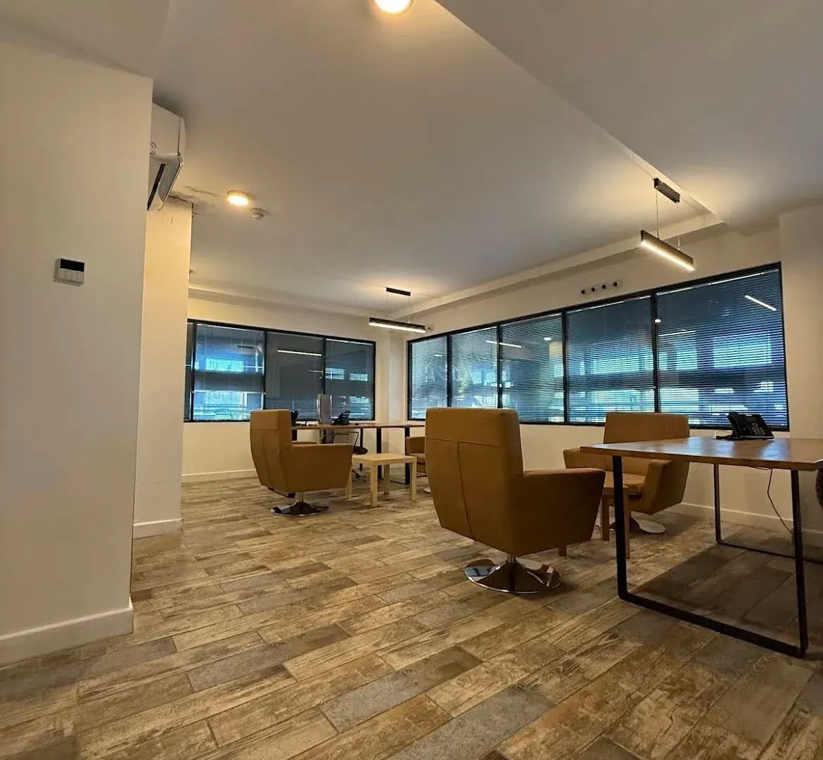 Izdavanje, poslovni prostor, 740m², Zeta, Podgorica