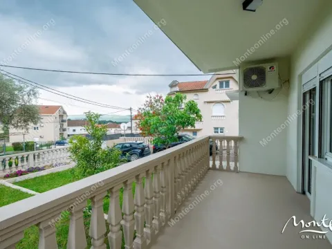 Sale, house, 118m², Tivat, Crna Gora - image 26