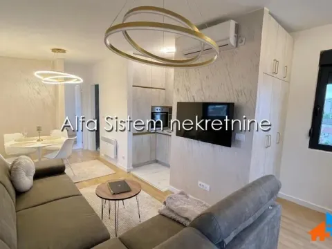 Izdavanje, dvosoban stan, 40m², Vukov Spomenik, Zvezdara Sve Podlokacije