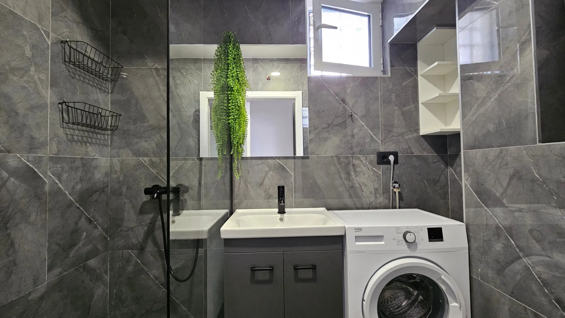 Prodaja, dvosoban stan, 52m², Dubovica, Budva