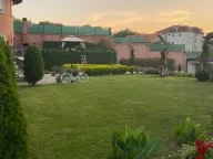 Izdavanje, kuća, 720m², Vrnjačka Banja, Srbija - image 10