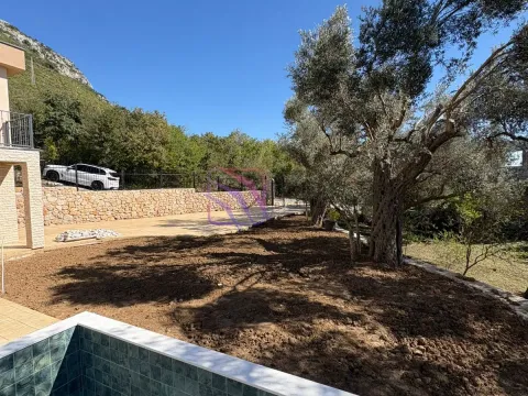 Prodaja, kuća, 225m², Šušanj, Bar - image 8