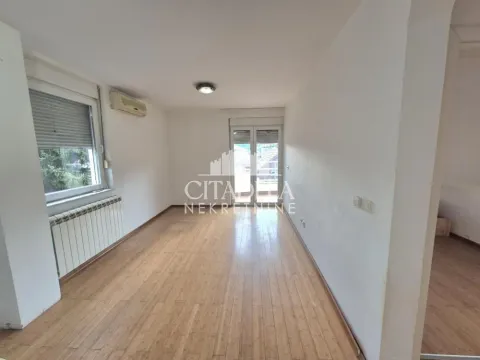 Izdavanje, jednosoban stan, 39m², Miljakovac, Rakovica - image 3