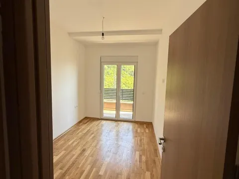 Sale, one bedroom apartment, 46m², Lazi, Budva - image 2