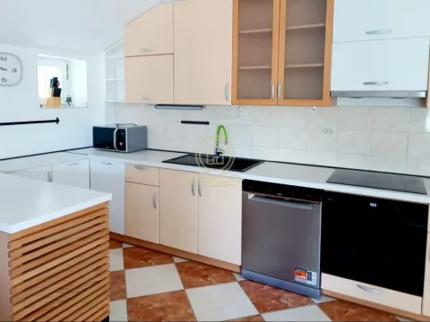 Rent, four bedroom apartment, 100m², Senjak, Beograd - image 2