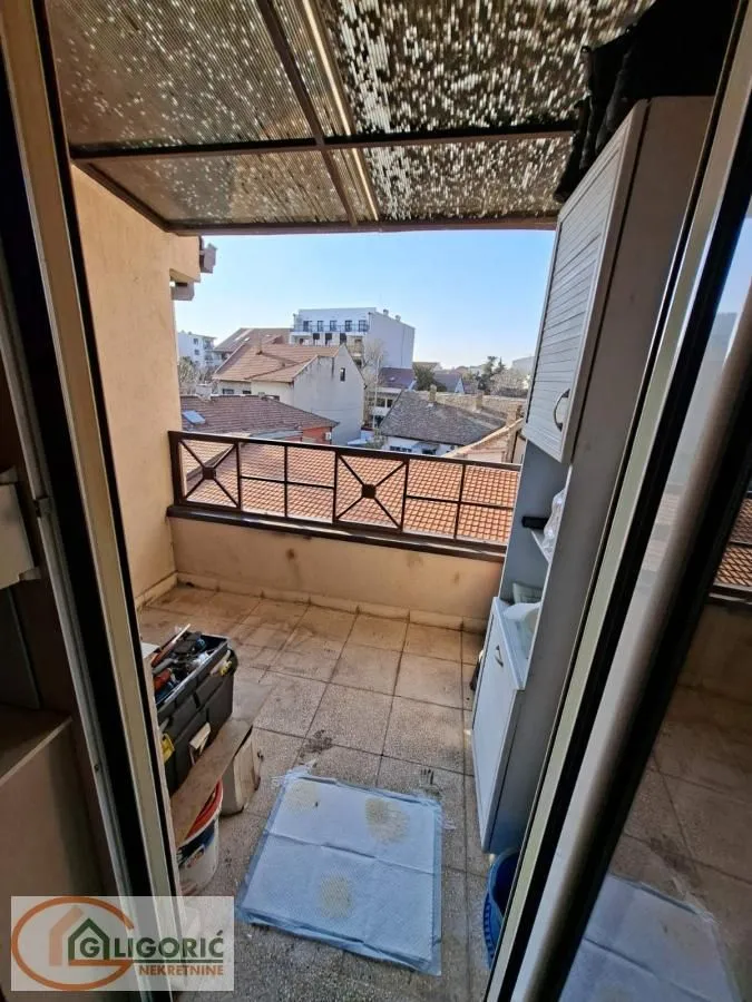 Prodaja, trosoban stan, 79m², Pančevo, Srbija