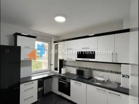 Izdavanje, trosoban stan, 100m², Savski Venac, Beograd - image 6