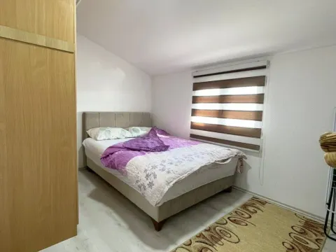 Izdavanje, kuća, 145m², Donji Kokoti, Podgorica - image 40