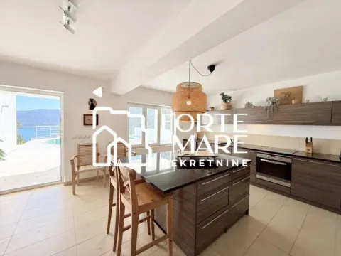 Prodaja, kuća, 212m², Đenovići, Herceg Novi - image 8