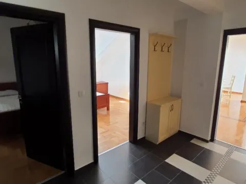 Prodaja, dvosoban stan, 108m², Budva, Crna Gora