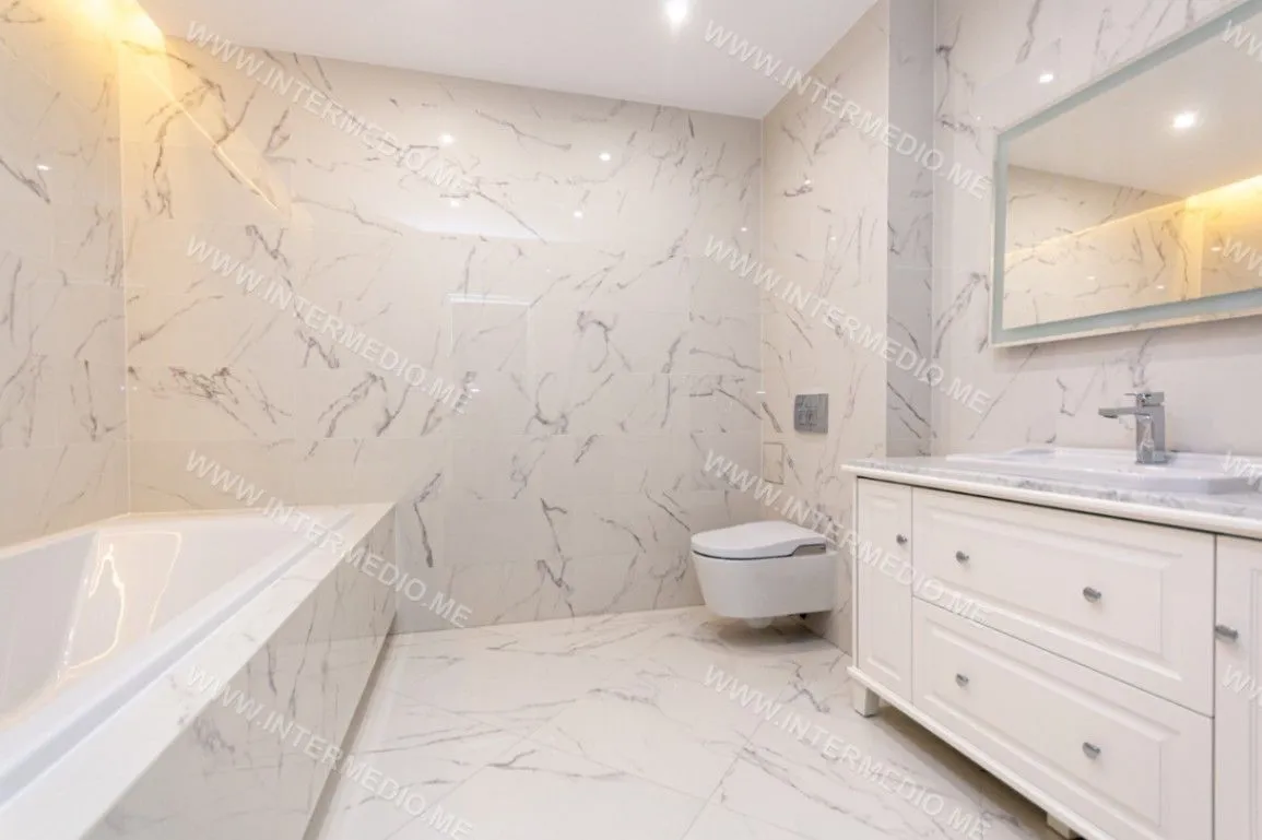 Prodaja, dvosoban stan, 180m², Đenovići, Herceg Novi