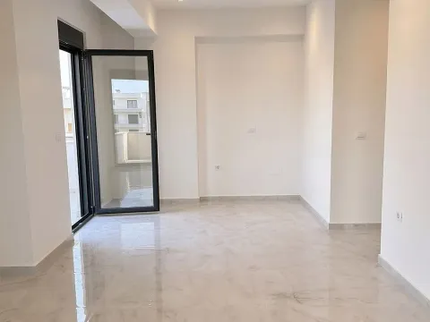 Prodaja, jednosoban stan, 47m², Ulcinjsko Polje, Ulcinj - image 9