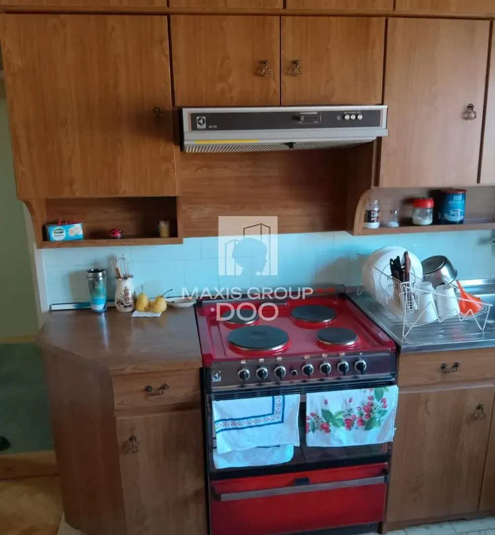 Prodaja, stan, 297m², Kragujevac, Srbija