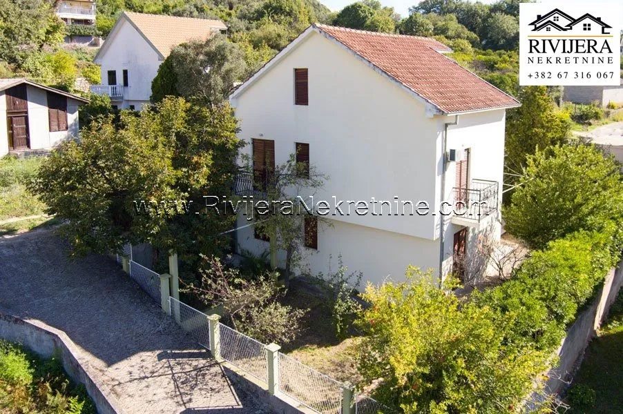 Prodaja, kuća, 160m², Đenovići, Herceg Novi