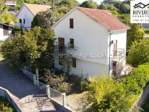 Prodaja, kuća, 160m², Đenovići, Herceg Novi - image 1