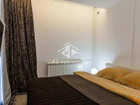 Izdavanje, četvorosoban stan, 87m², Stari Grad, Beograd - image 7