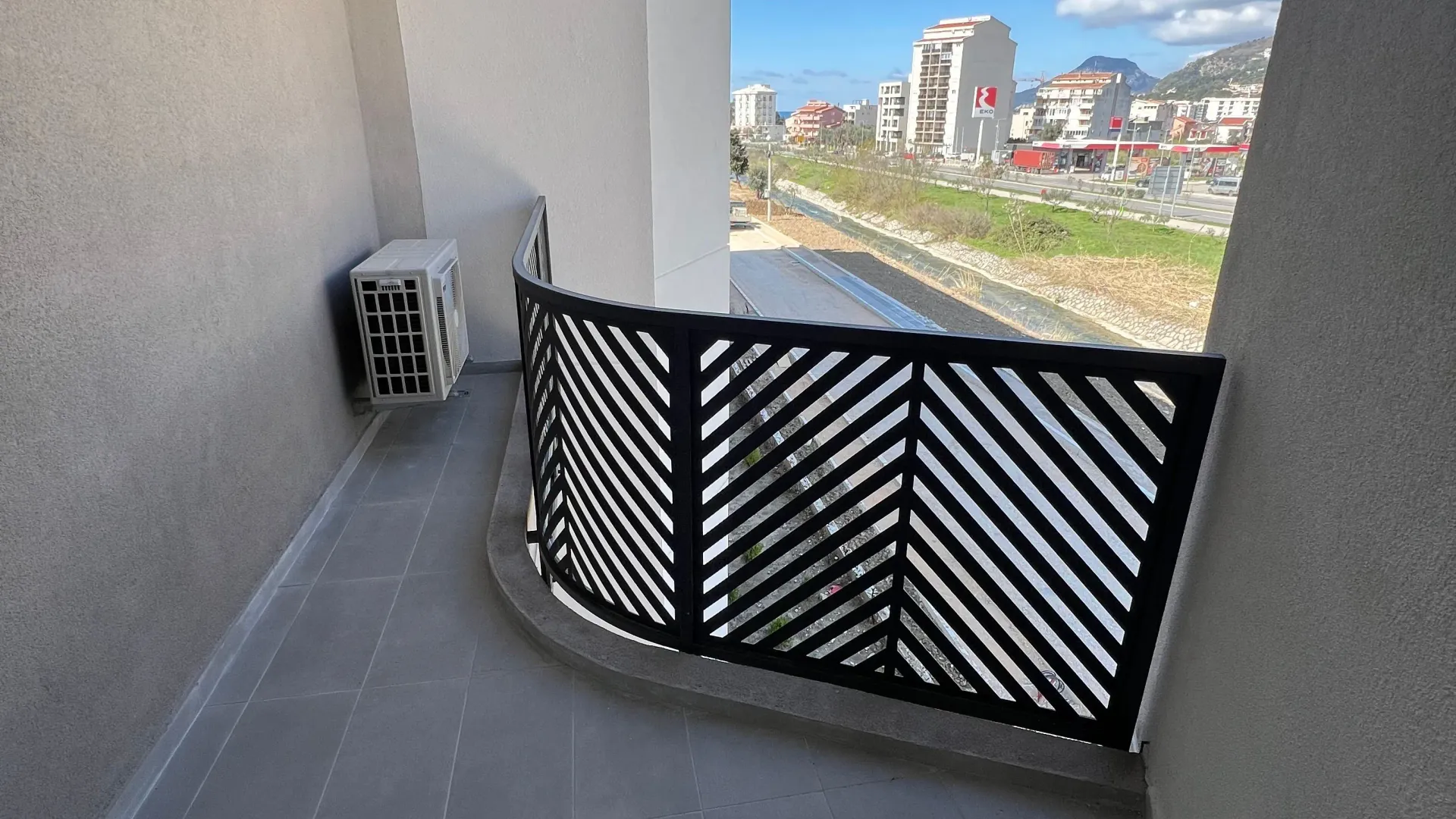 Sale, two bedroom apartment, 64m², Centar, Bar