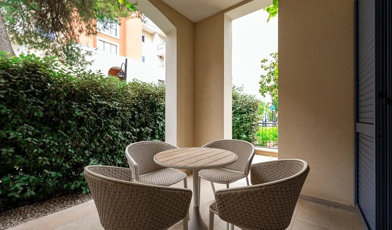 Prodaja, jednosoban stan, 87m², Luštica Bay, Tivat