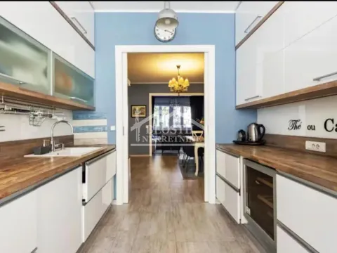 Prodaja, trosoban stan, 77m², Skadarlija, Beograd - image 4