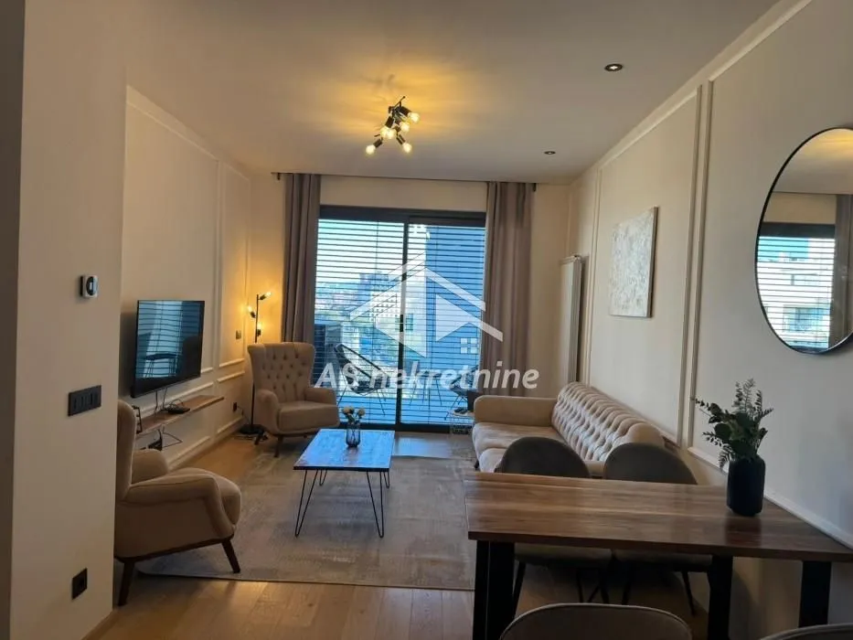 Izdavanje, trosoban stan, 69m², Stari Grad, Beograd