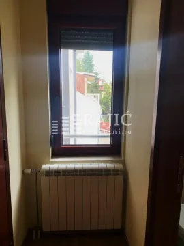 Izdavanje, trosoban stan, 90m², Savski Venac, Beograd - image 4