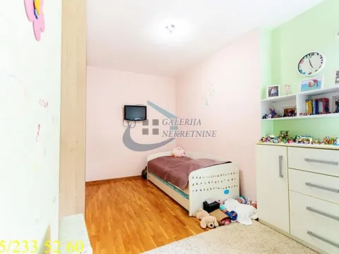 Prodaja, trosoban stan, 70m², Lekino Brdo, Voždovac Sve Podlokacije - image 10