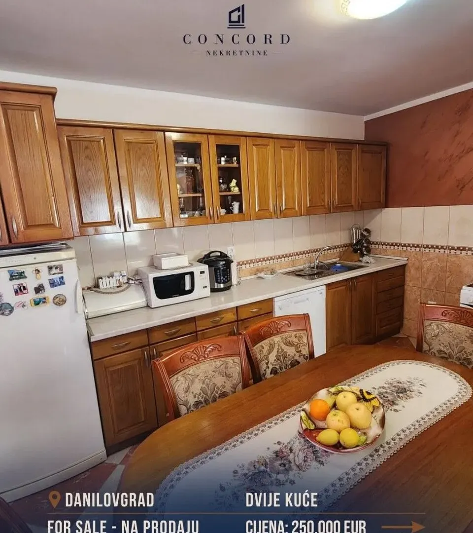 Prodaja, kuća, 200m², Spuž, Danilovgrad