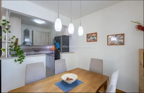 Izdavanje, trosoban stan, 106m², Vračar Hram, Vračar Sve Podlokacije - image 17