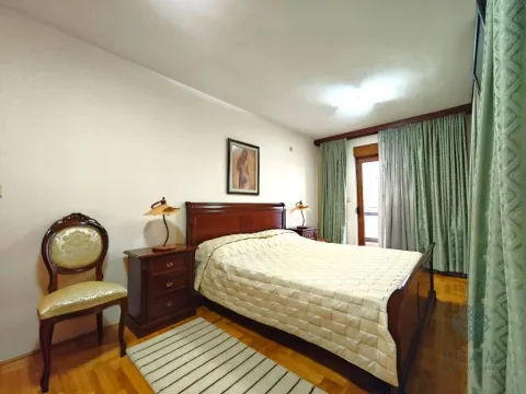 Izdavanje, trosoban stan, 115m², Stari Aerodrom, Podgorica - image 10