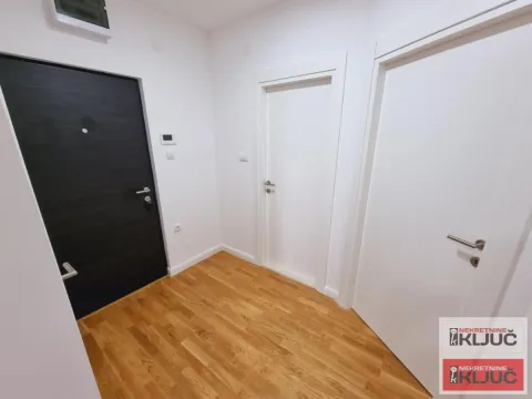 Prodaja, trosoban stan, 63m², Bulevar patrijarha Pavla, Novi Sad Sve Podlokacije - image 6