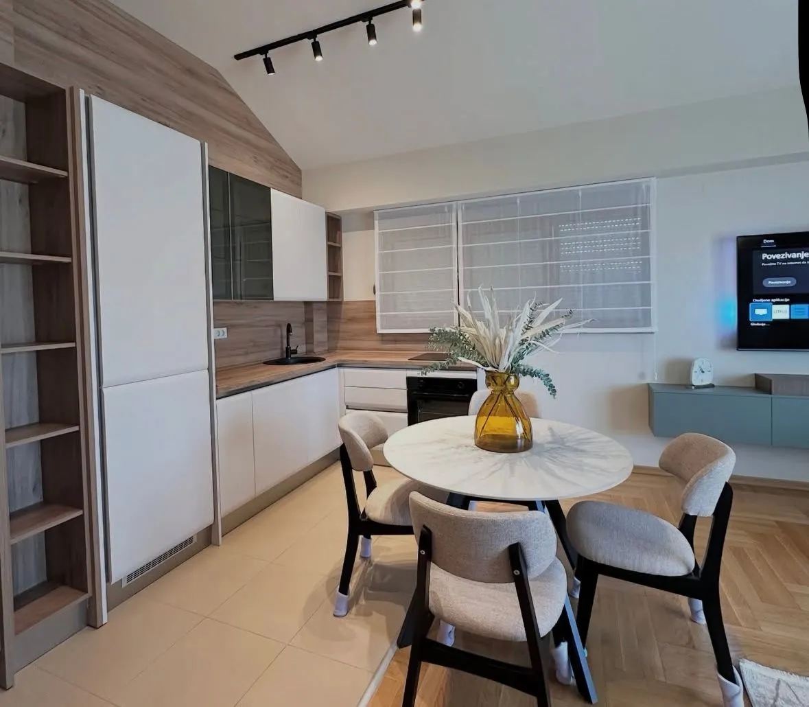 Rent, two bedroom apartment, 70m², Vezirov Most, Podgorica