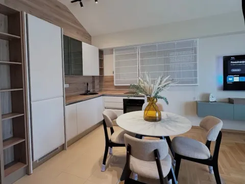 Rent, two bedroom apartment, 70m², Vezirov Most, Podgorica - image 3