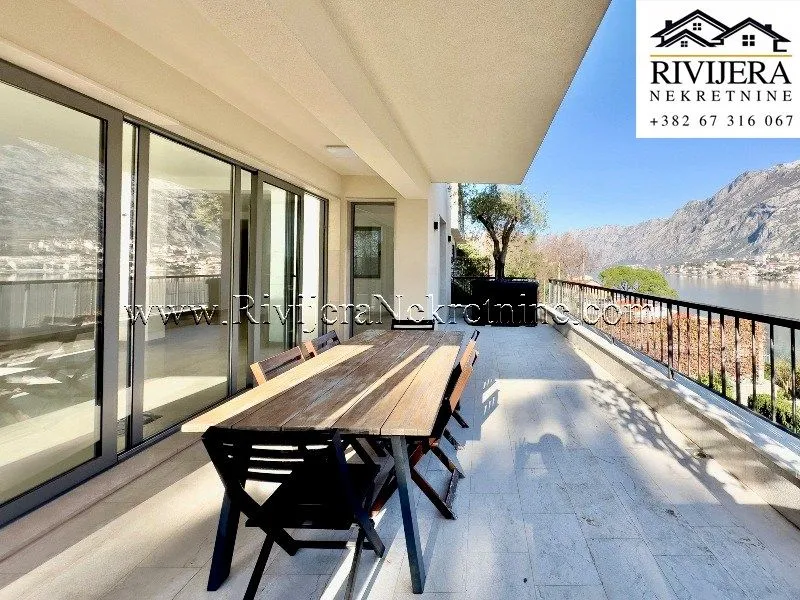 Prodaja, dvosoban stan, 161m², Muo, Kotor