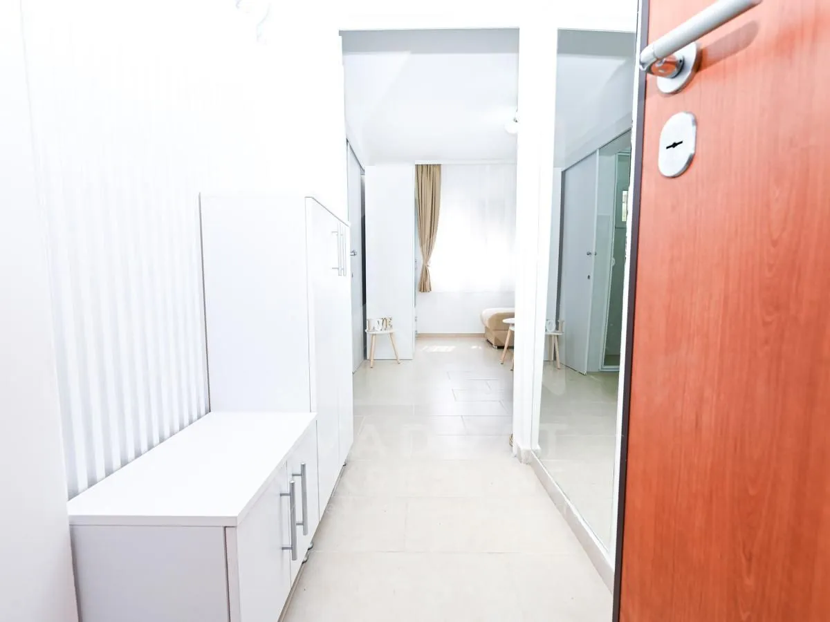 Prodaja, garsonjera, 24m², Autobuska stanica, Podgorica