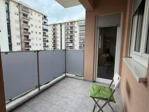 Rent, two bedroom apartment, 72m², City Kvart, Podgorica - image 14