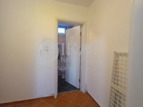 Prodaja, kuća, 397m², Petlovo Brdo, Beograd - image 7