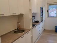 Rent, three bedroom apartment, 90m², Bečići, Budva - image 3
