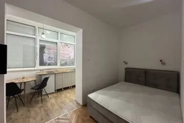 Rent, one bedroom apartment, 32m², Stari Grad, Beograd - image 5