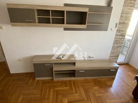 Izdavanje, dvosoban stan, 52m², Telep, Novi Sad Sve Podlokacije - image 3