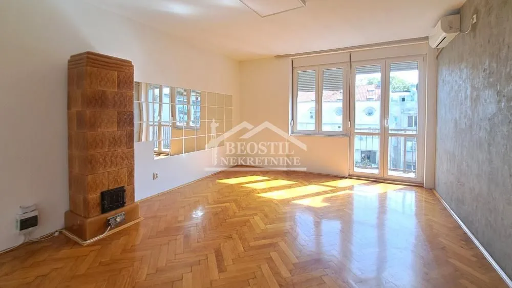 Sale, two bedroom apartment, 61m², Stari Grad, Beograd