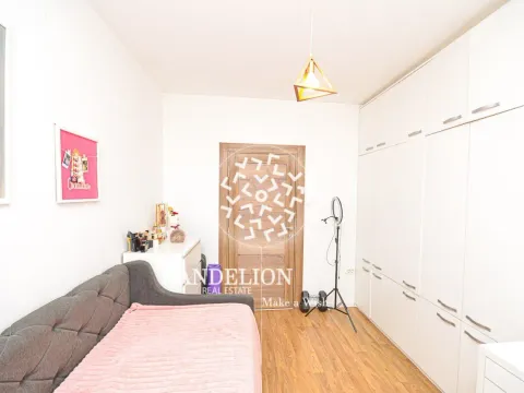 Sale, house, 226m², Blok 9, Podgorica - image 9