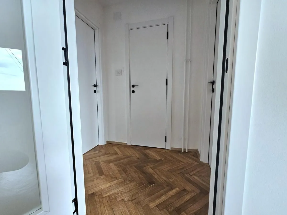 Prodaja, trosoban stan, 64m², Bulevar Oslobodjenja, Novi Sad Sve Podlokacije