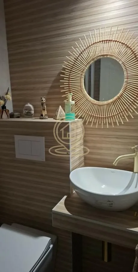 Izdavanje, trosoban stan, 76m², Rotkvarija, Novi Sad Sve Podlokacije