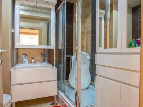 Prodaja, dvosoban stan, 80m², Rozino, Budva - image 12