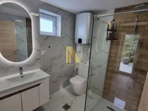 Prodaja, kuća, 46m², Sremska Kamenica, Petrovaradin - image 11