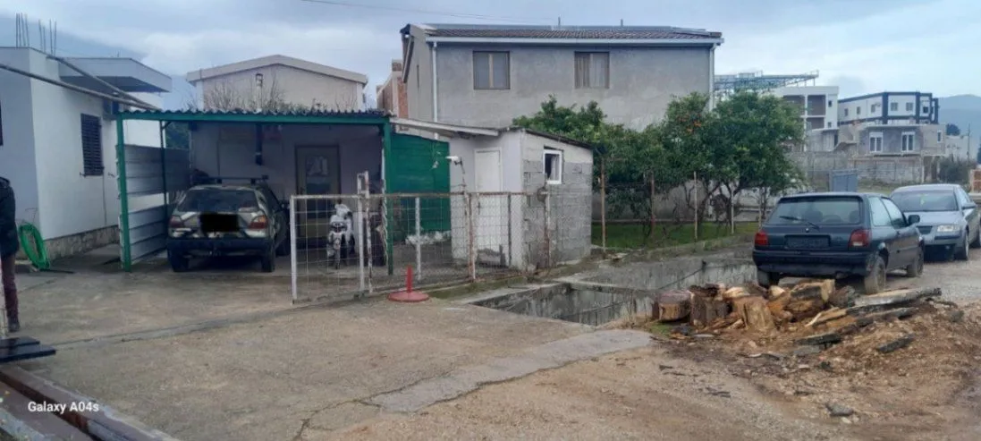 Sale, house, 120m², Popovići, Bar
