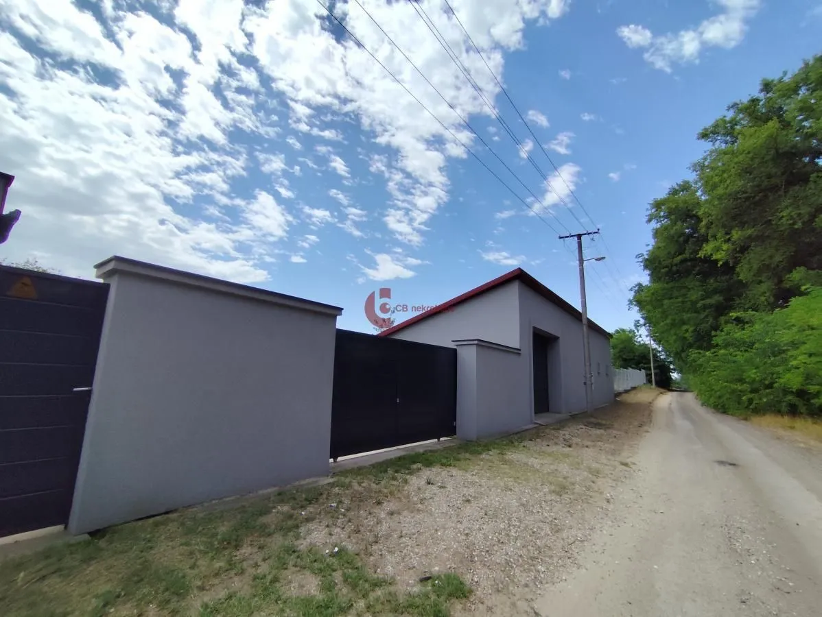 Prodaja, kuća, 450m², Makova Sedmica, Subotica